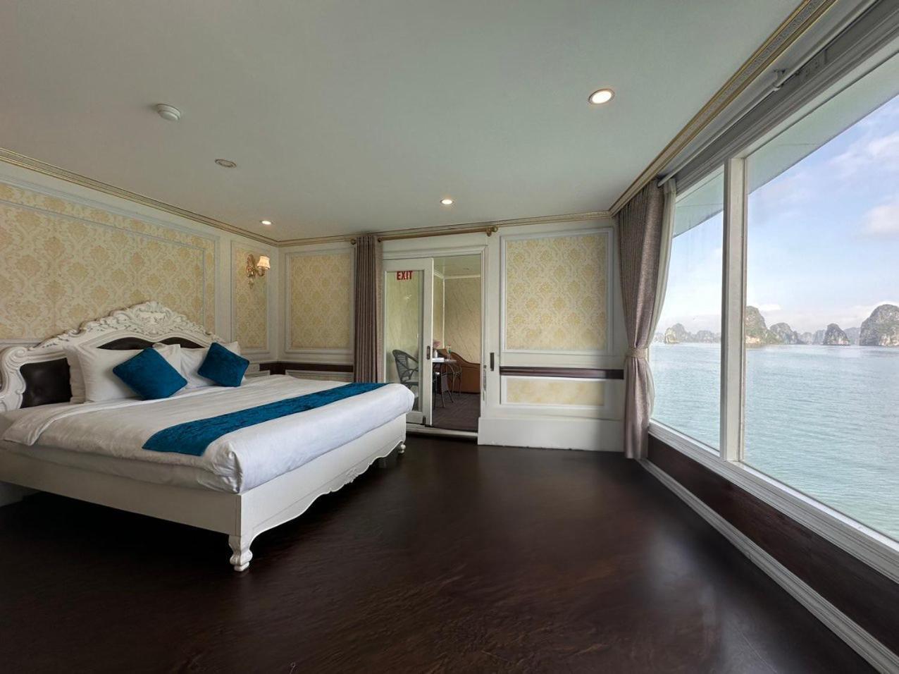 Отель Halong Aquamarine Royal Cruise Халонг Экстерьер фото